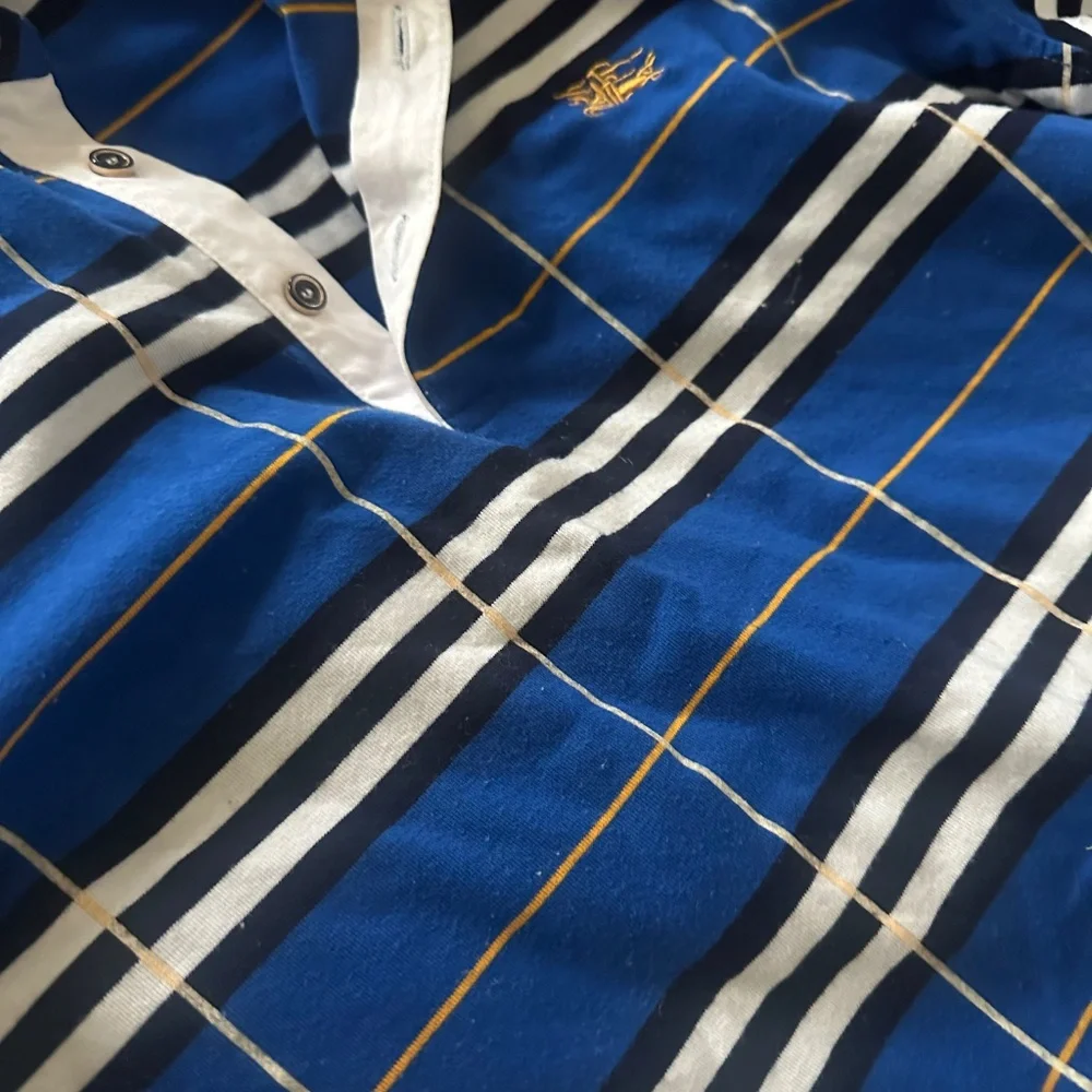 Burberry Shirt - Picture 3 of 4